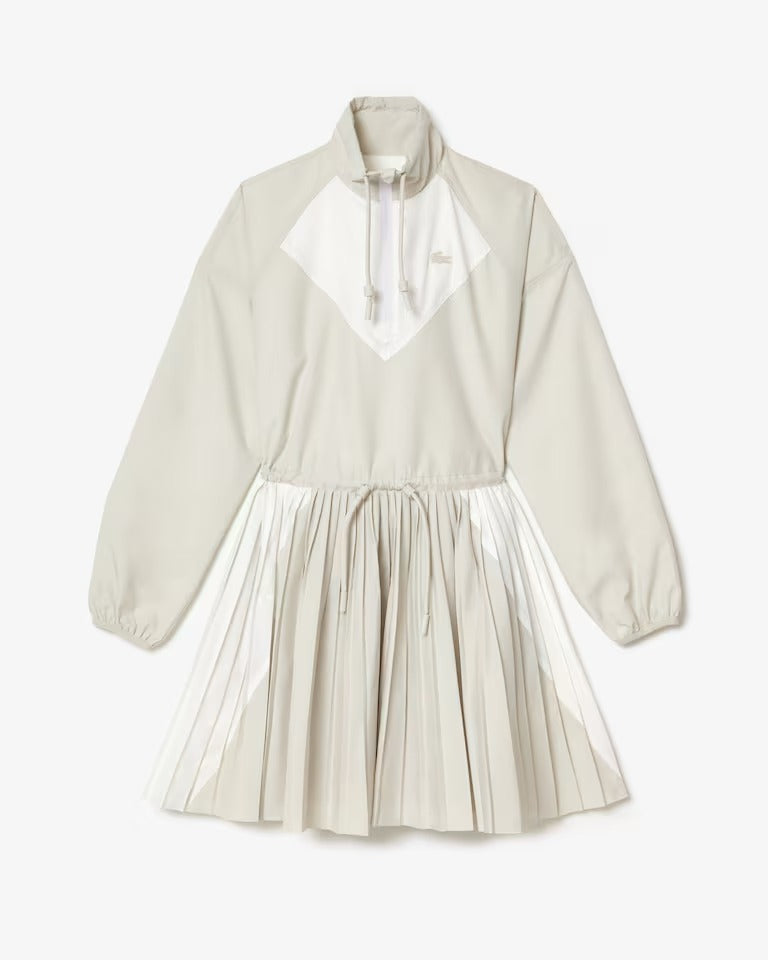 Vestido Curto Plissado com Caimento Relaxado