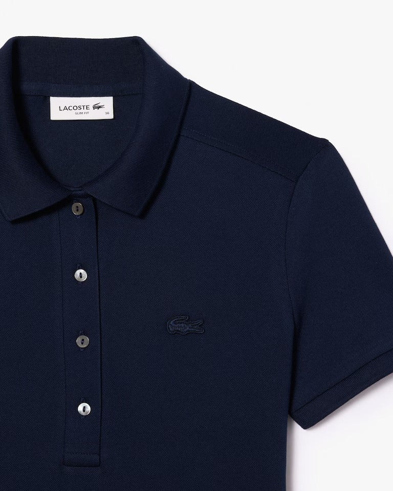 Vestido Polo em Piqué de Algodão com Stretch e Modelagem Ajustada