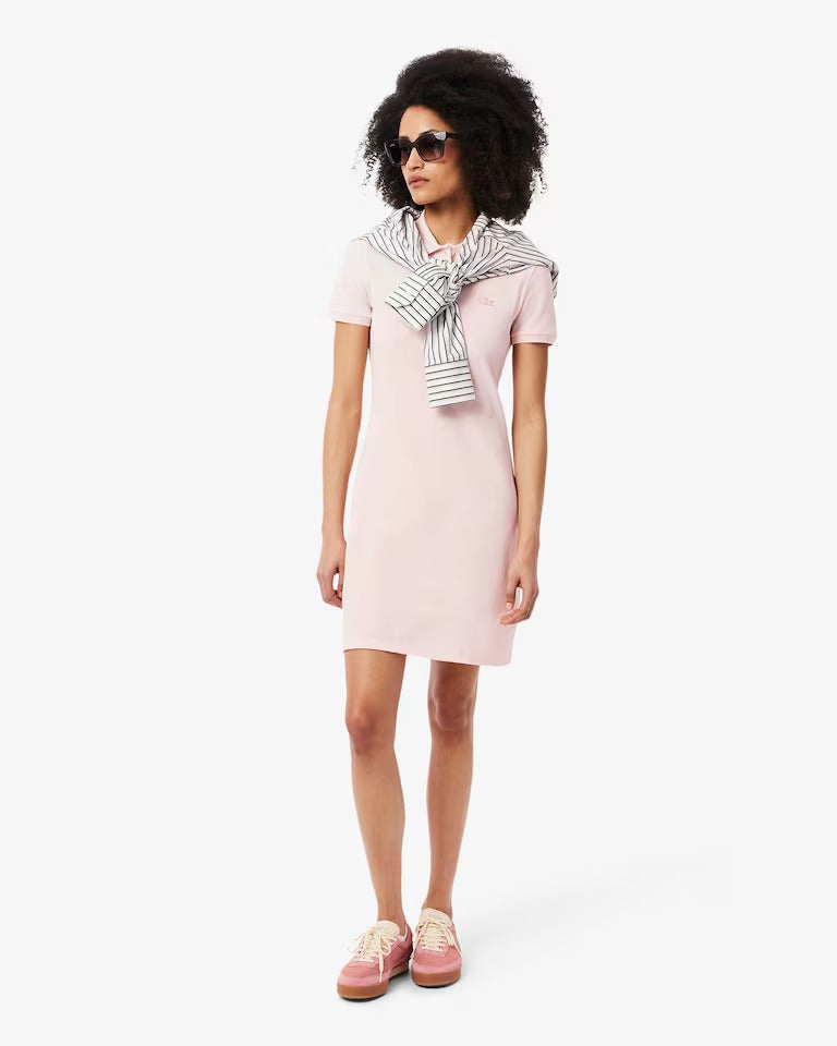Vestido Polo em Piqué de Algodão com Stretch e Modelagem Ajustada